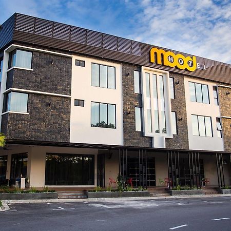 Mood Hotel Джохор-Бару Экстерьер фото