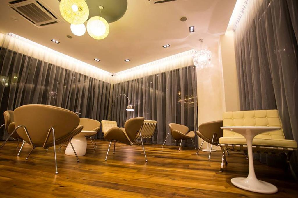 Mood Hotel Джохор-Бару Экстерьер фото