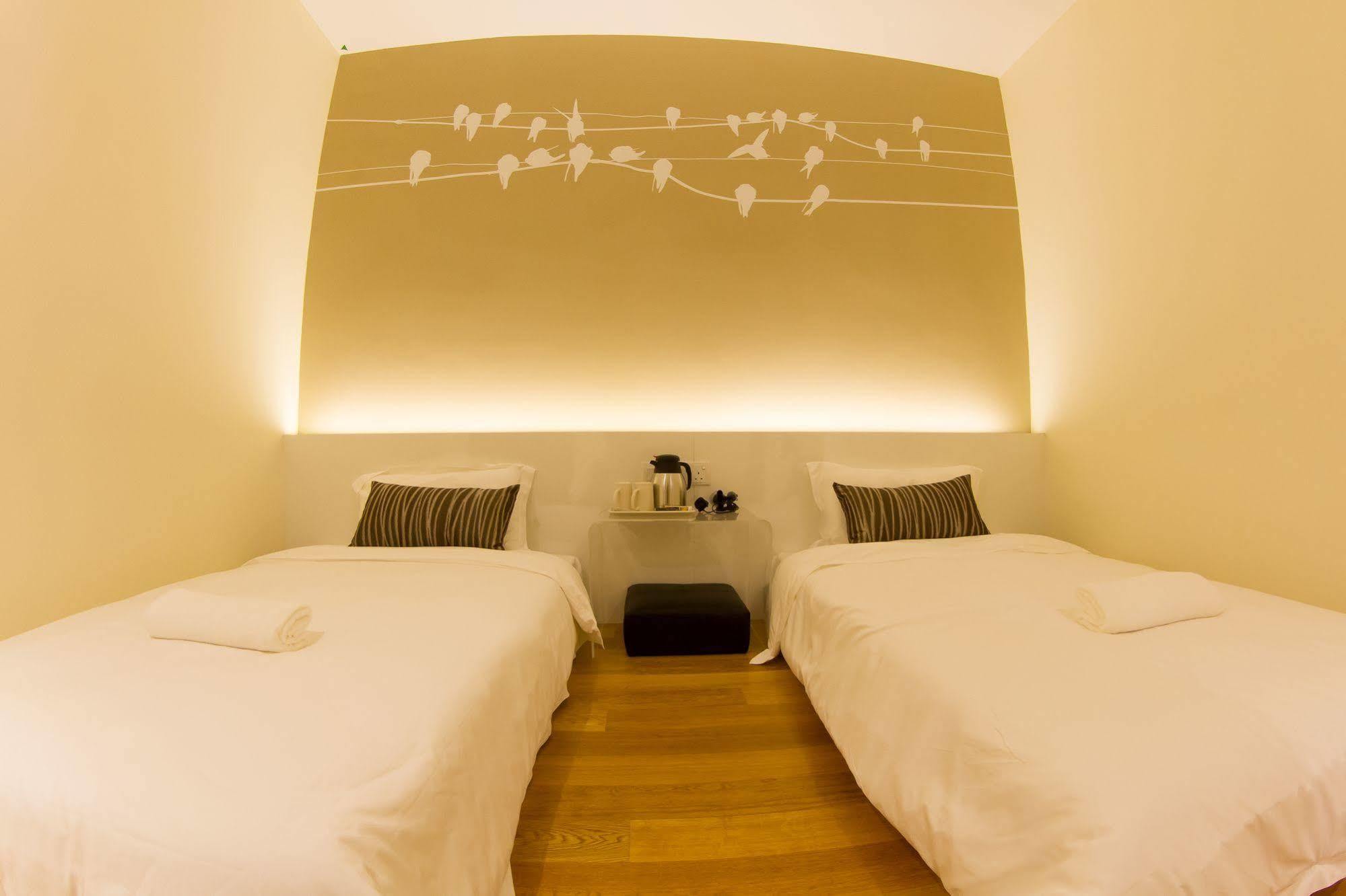 Mood Hotel Джохор-Бару Экстерьер фото