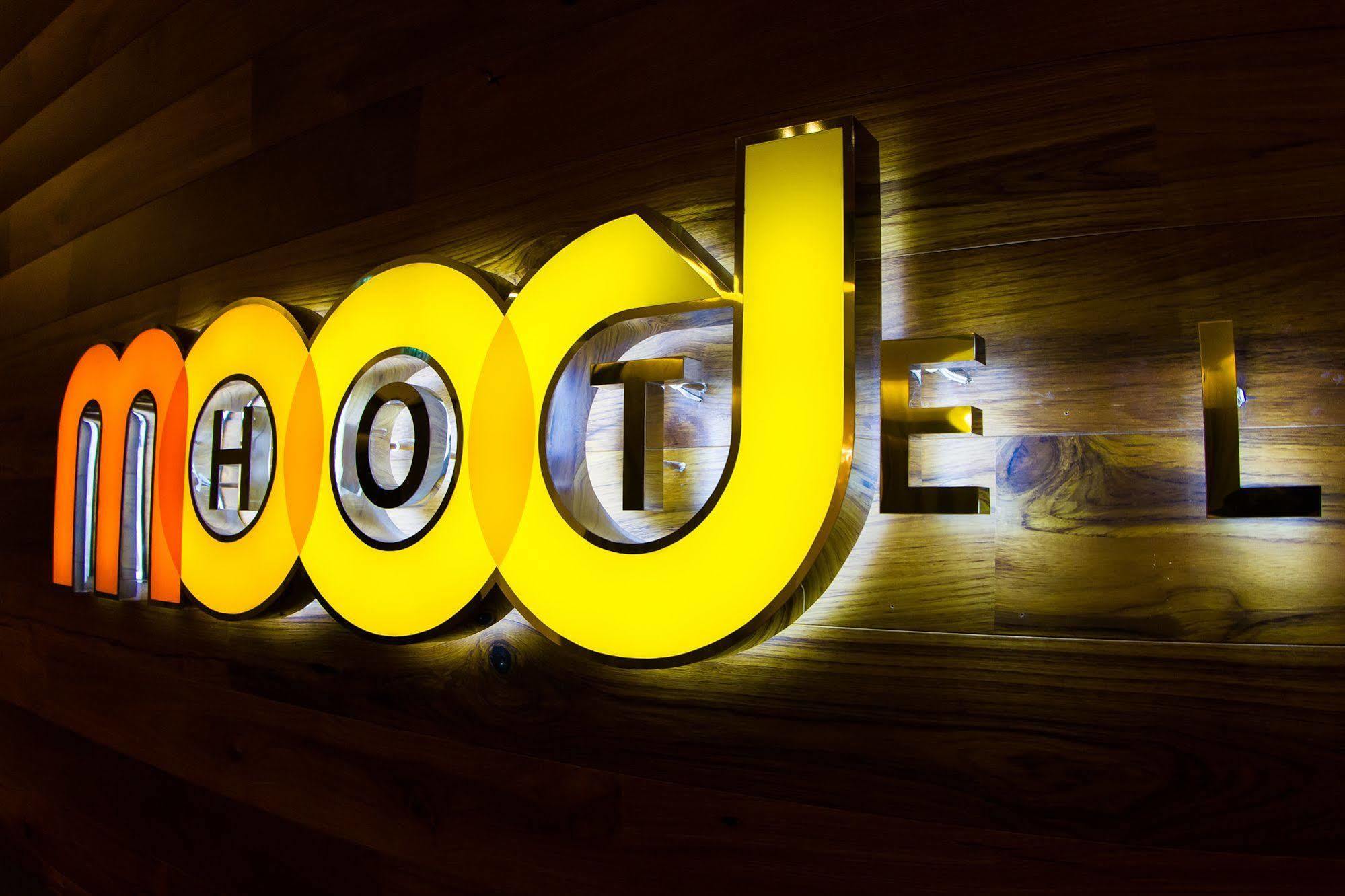 Mood Hotel Джохор-Бару Экстерьер фото