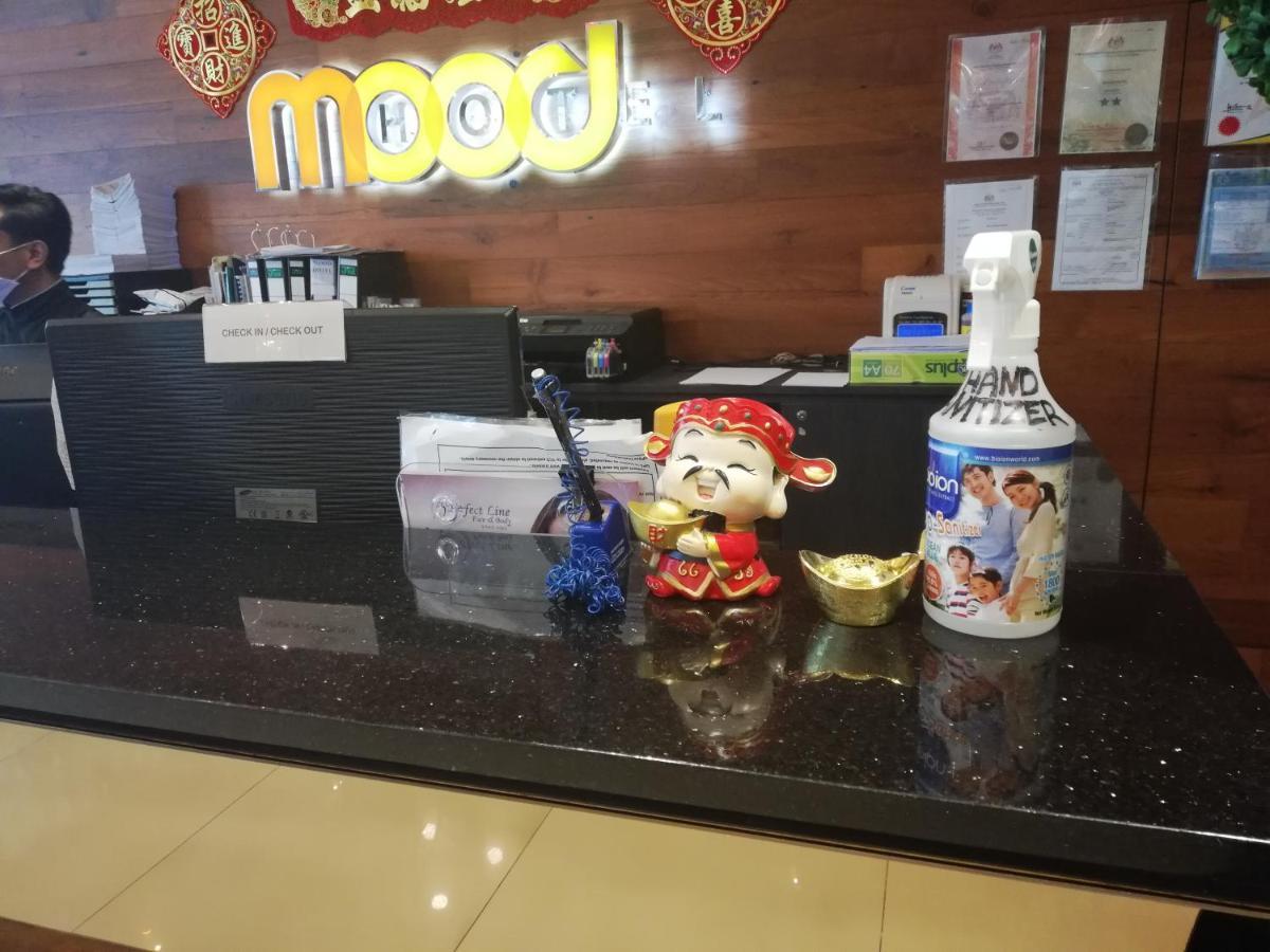Mood Hotel Джохор-Бару Экстерьер фото